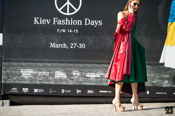 6328-Le-21eme-Adam-Katz-Sinding-Daria-Shapovalova-Mercedes-Benz-Kiev-Fashion-Days-Fall-Winter-2014-2015_AKS3498
