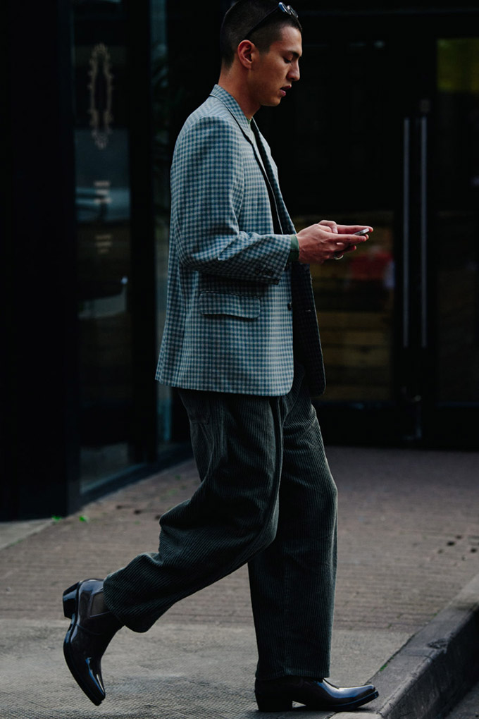 Adam-Katz-Sinding-Before-Fashion-East-London-Fashion-Week-Mens-Spring-Summer-2020_AKS3399-900x1350