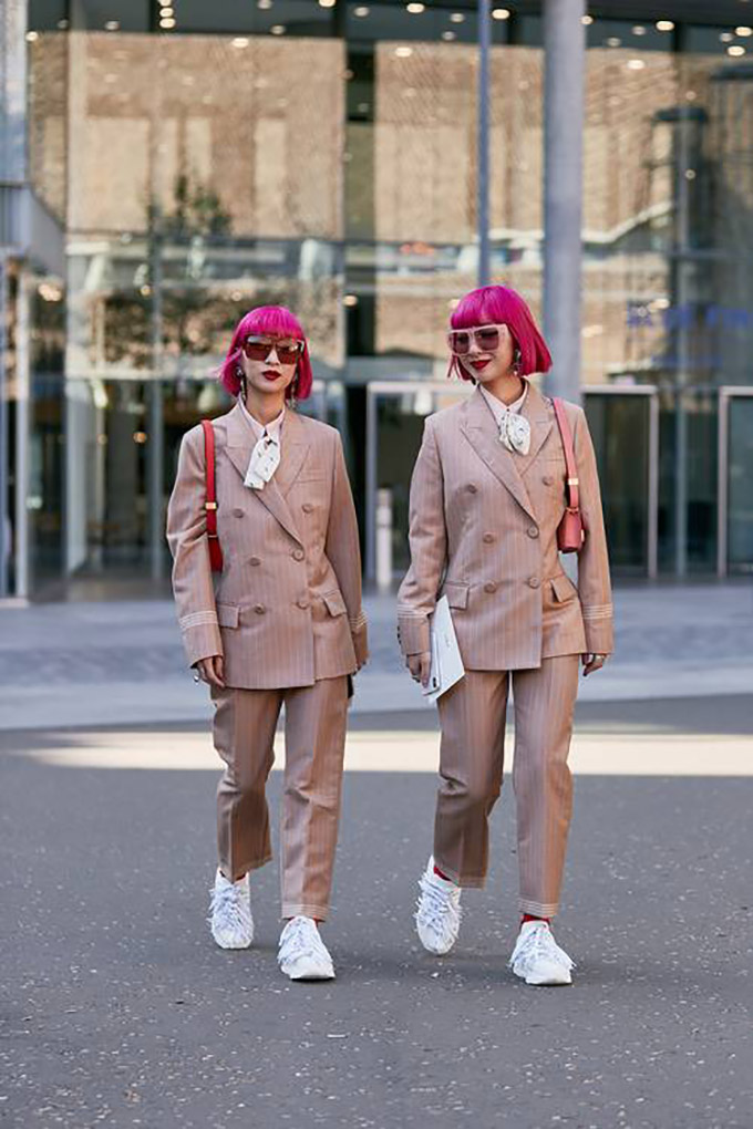 london-fashion-week-street-style-spring-2020-282504-1568657885329-image.500x0c